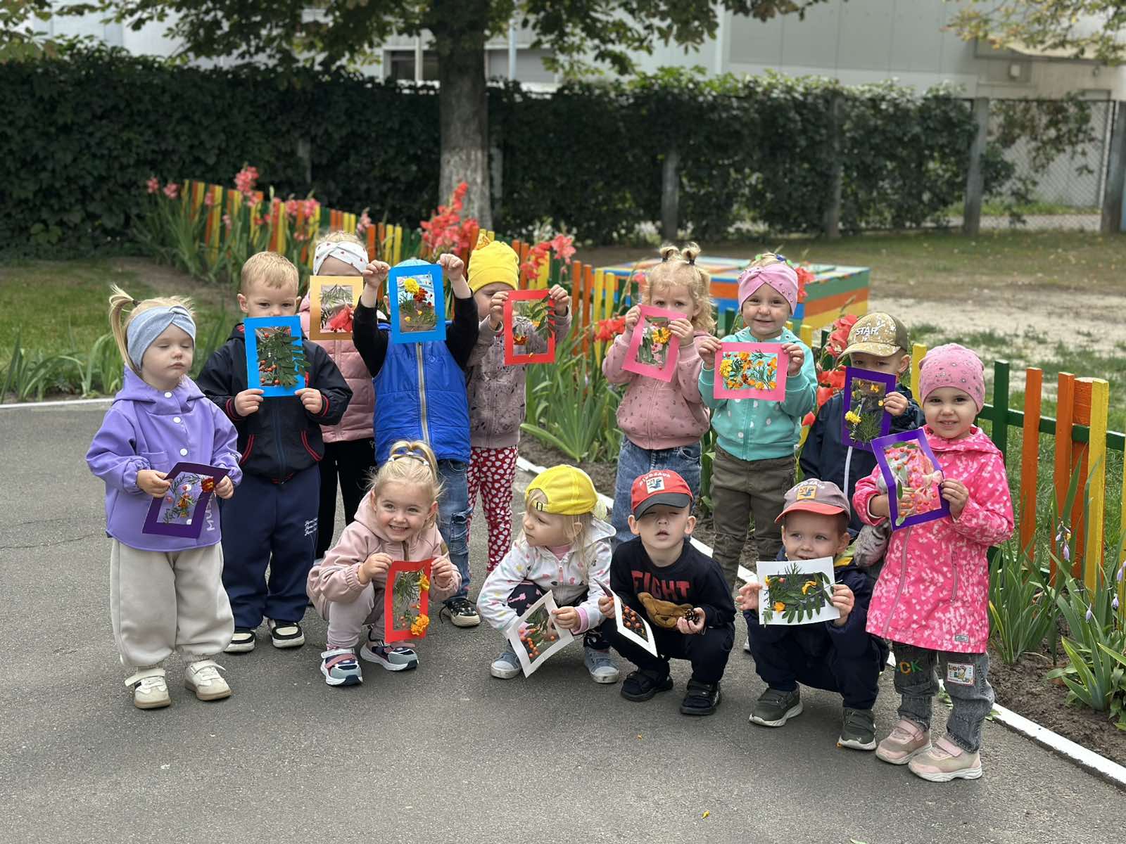 Подробнее о статье Детский дизайн: как поймать и сохранить лето? 🌿🌺