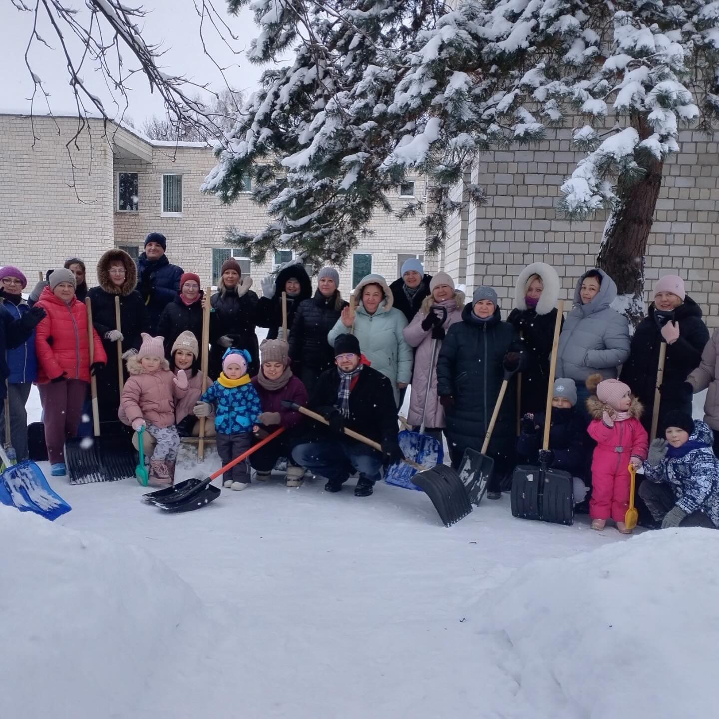 Подробнее о статье 🌨️Работы по снегоборьбе продолжаются❄️