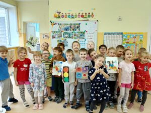 Подробнее о статье 🌸 ВЕСЕННИЕ КАННИКУЛЫ В ДЕТСКОМ САДУ 🌧️☀️