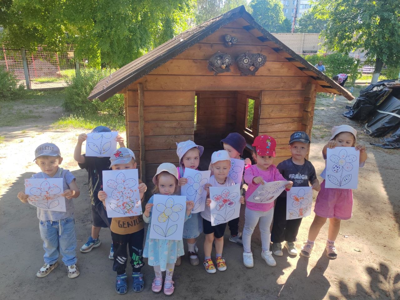 Подробнее о статье 🌸 Волшебство на кончиках пальцев 🌸